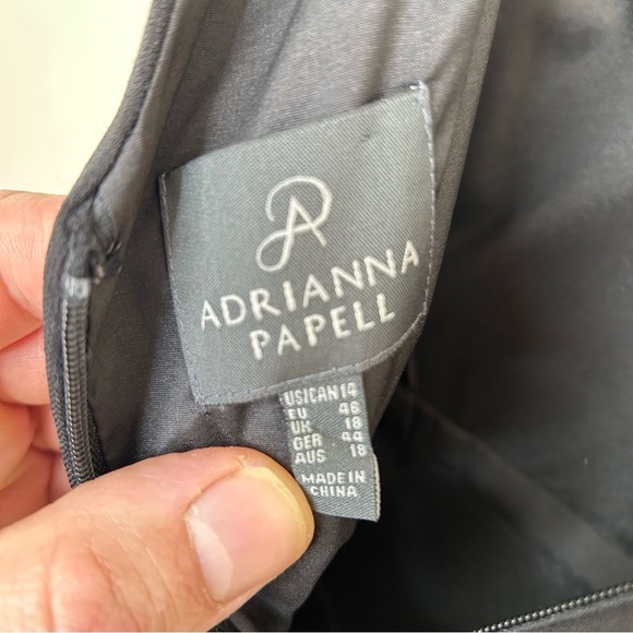 New Adrianna Papell Knotted Shoulder with Draped Waist Sheath Dress Black Sz 14 - Picture 7 of 10